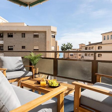 Sea View 2 Bedroom Apartment 2 Min Away From The Beach Torremolinos Esterno foto
