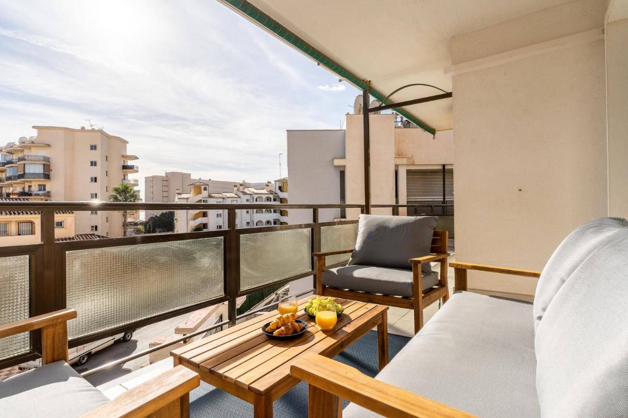 Sea View 2 Bedroom Apartment 2 Min Away From The Beach Torremolinos Esterno foto
