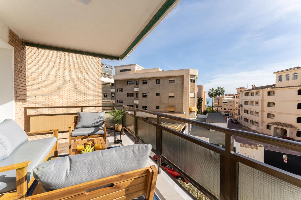 Sea View 2 Bedroom Apartment 2 Min Away From The Beach Torremolinos Esterno foto