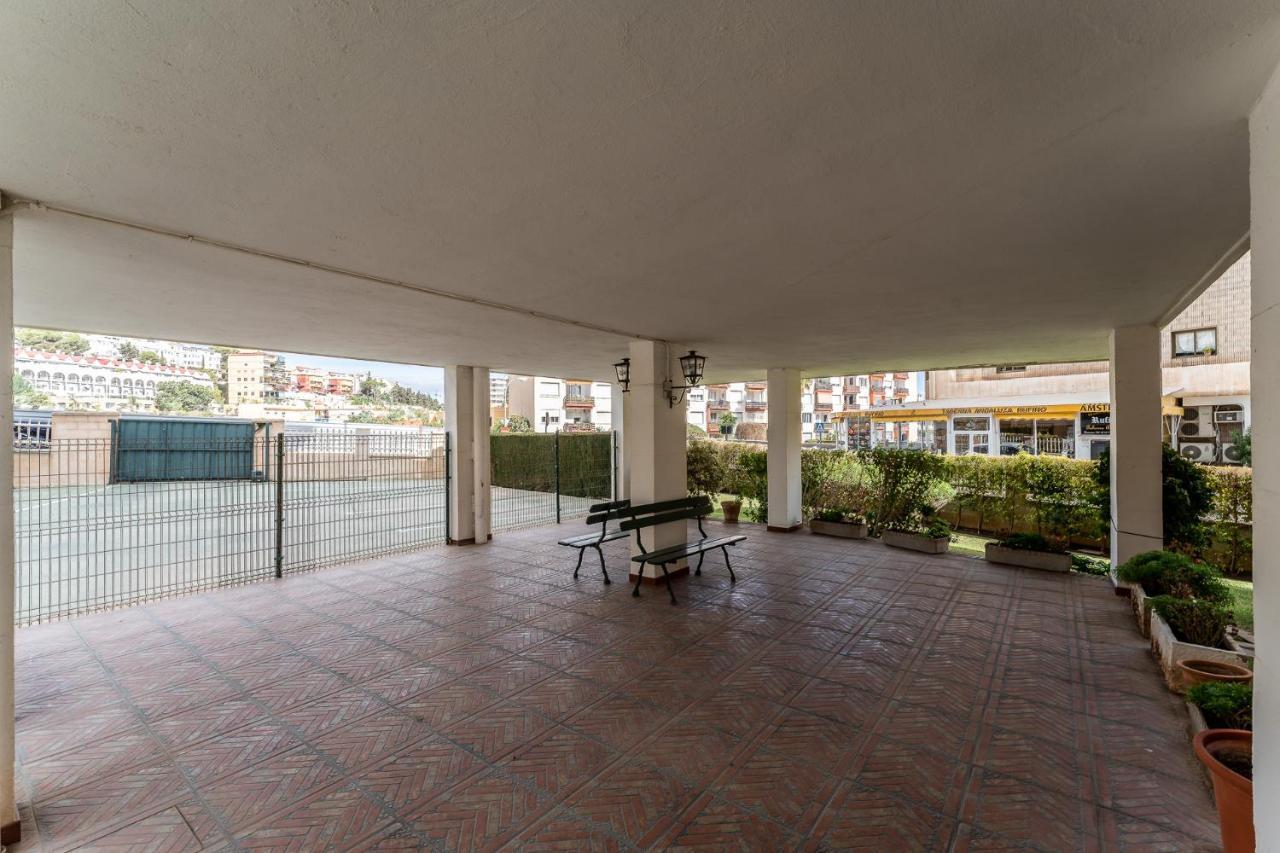 Sea View 2 Bedroom Apartment 2 Min Away From The Beach Torremolinos Esterno foto